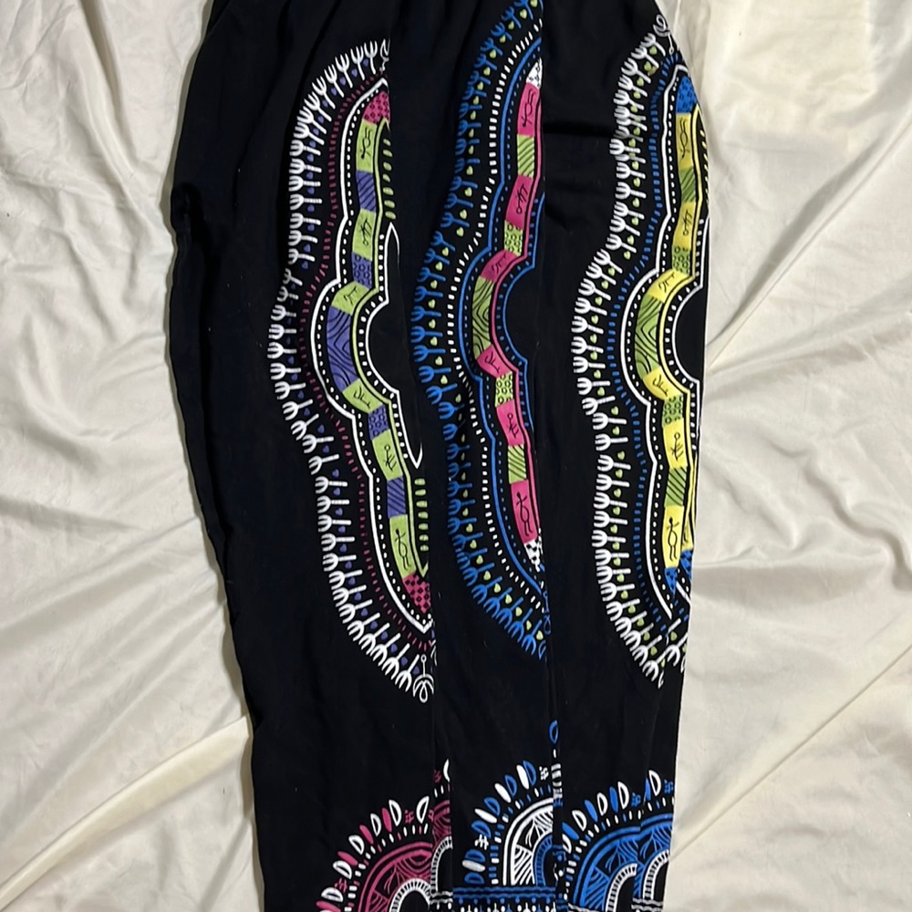 Cool multicolored leggings with designs